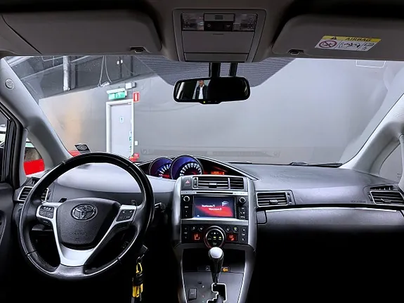 Toyota Verso 2014 photo 3
