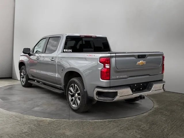 Chevrolet Silverado 1500 2025 photo 3
