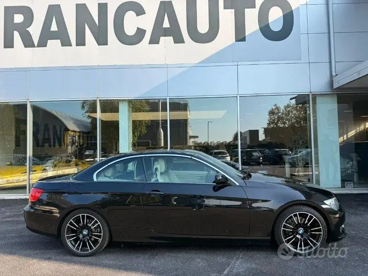 BMW 3 Series 2012 photo 3