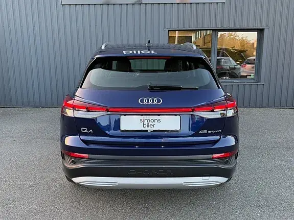 Audi Q4 E-Tron 2024 photo 5