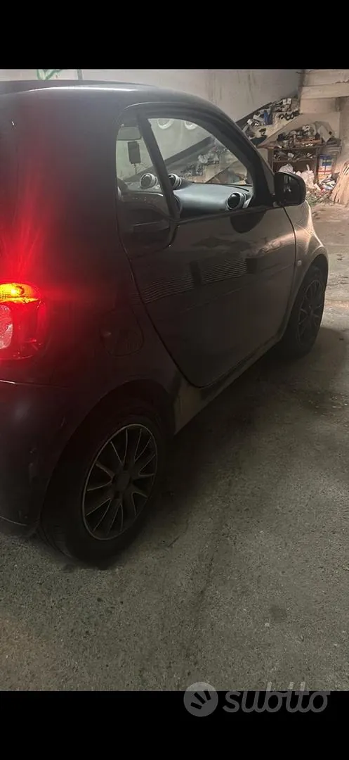 Smart Fortwo 2018 photo 4
