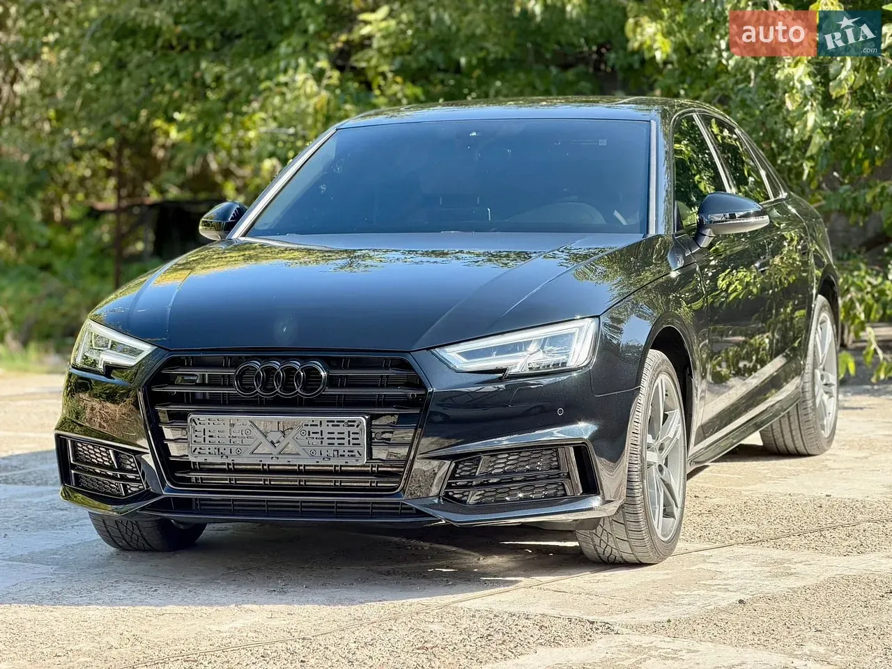 Audi A4 2016 photo 5
