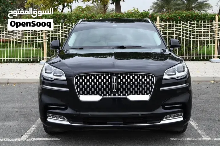 Lincoln Aviator 2023 photo 2