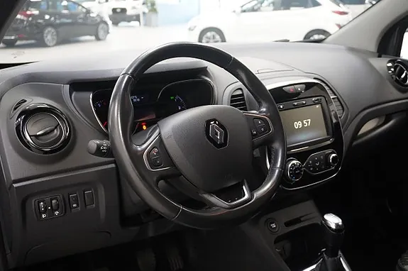 Renault Captur 2019 photo 2