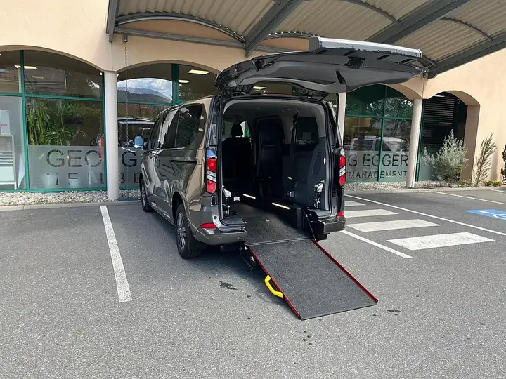 Ford Tourneo