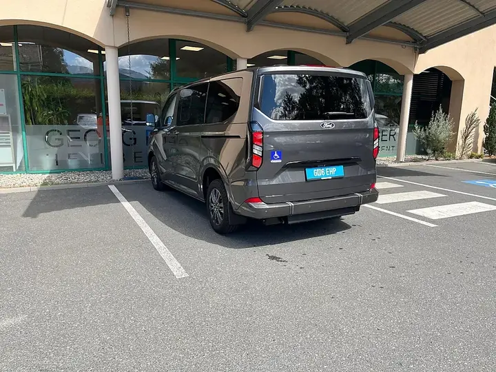 Ford Tourneo 2026 photo 2
