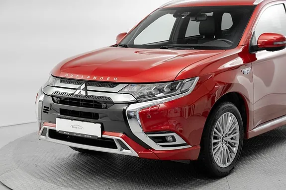 Mitsubishi Outlander 2019 photo 2