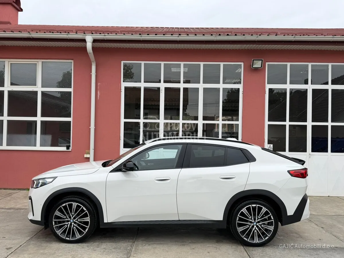 BMW X2 2024 photo 2