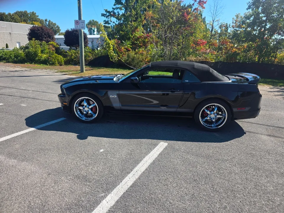 Ford Mustang 2013 photo 3