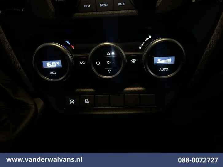 Iveco Daily 2023 photo 3