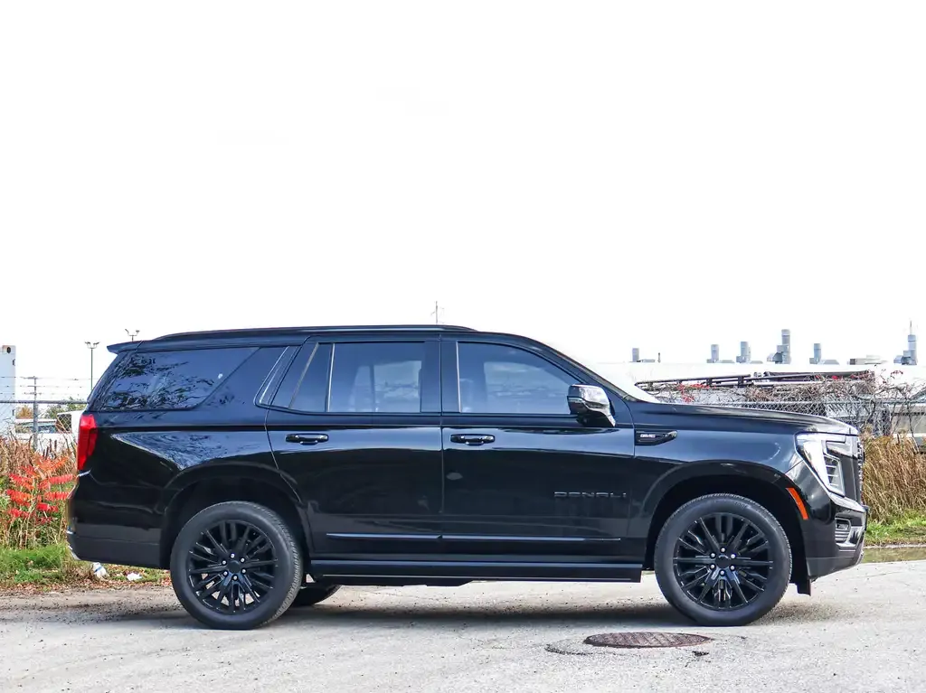 GMC Yukon 2025 photo 3