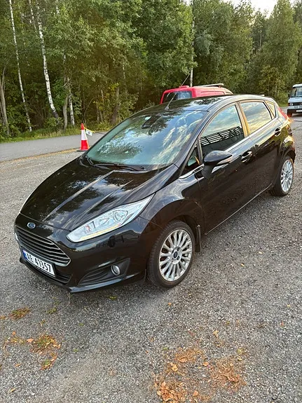 Ford Fiesta 2013 photo 5