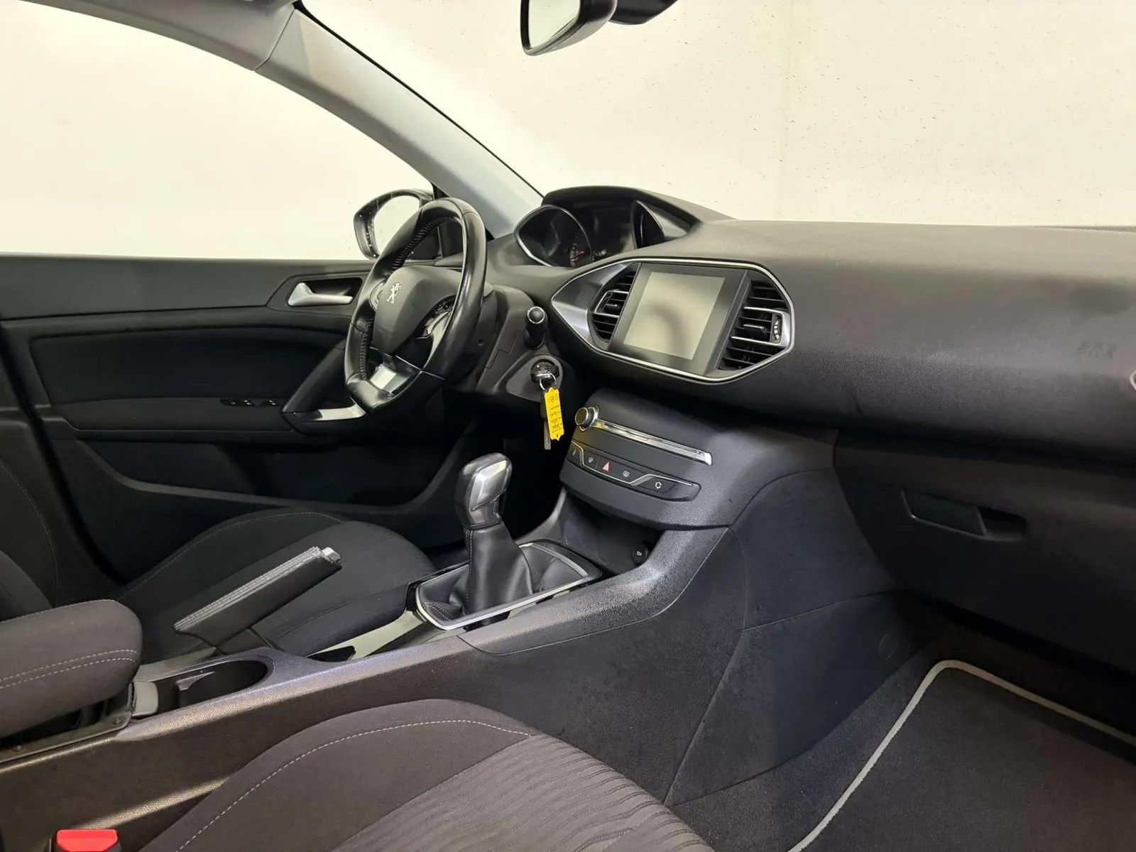 Peugeot 308 Sw 2015 photo 3