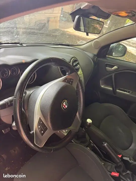Alfa Romeo Mito 2013 photo 3