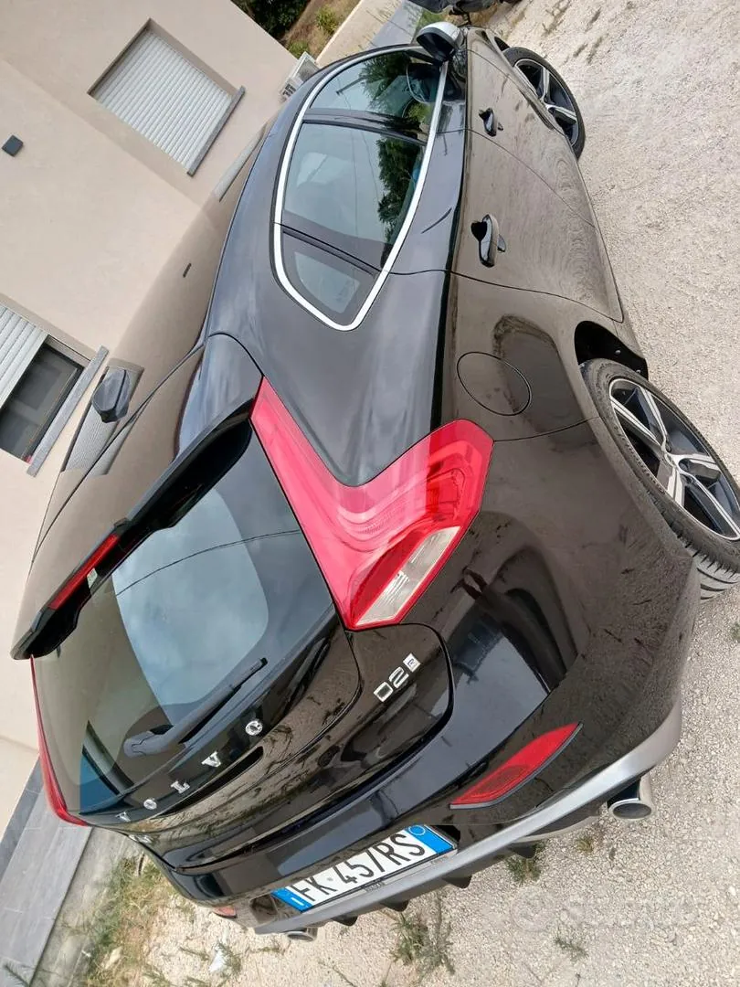 Volvo V40 2017 photo 4