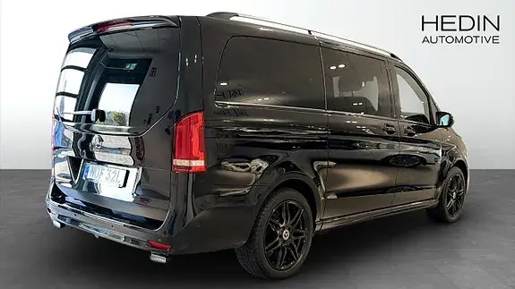 Mercedes-Benz V 300 2023 photo 2