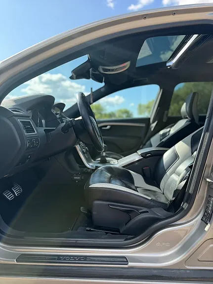 Volvo V70 2014 photo 5