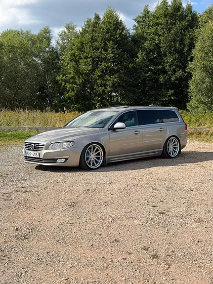 Volvo V70
