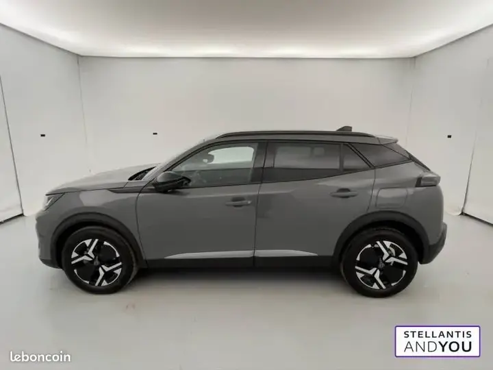 Peugeot 2008 2025 photo 2