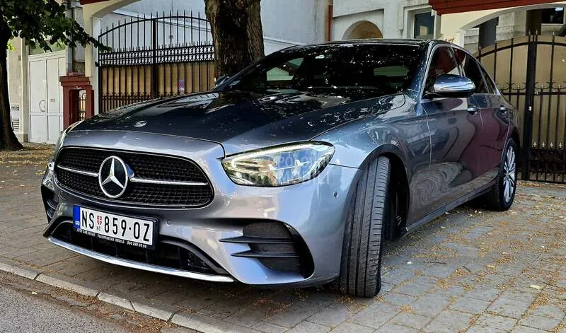 Mercedes-Benz E 220 2020 photo 4