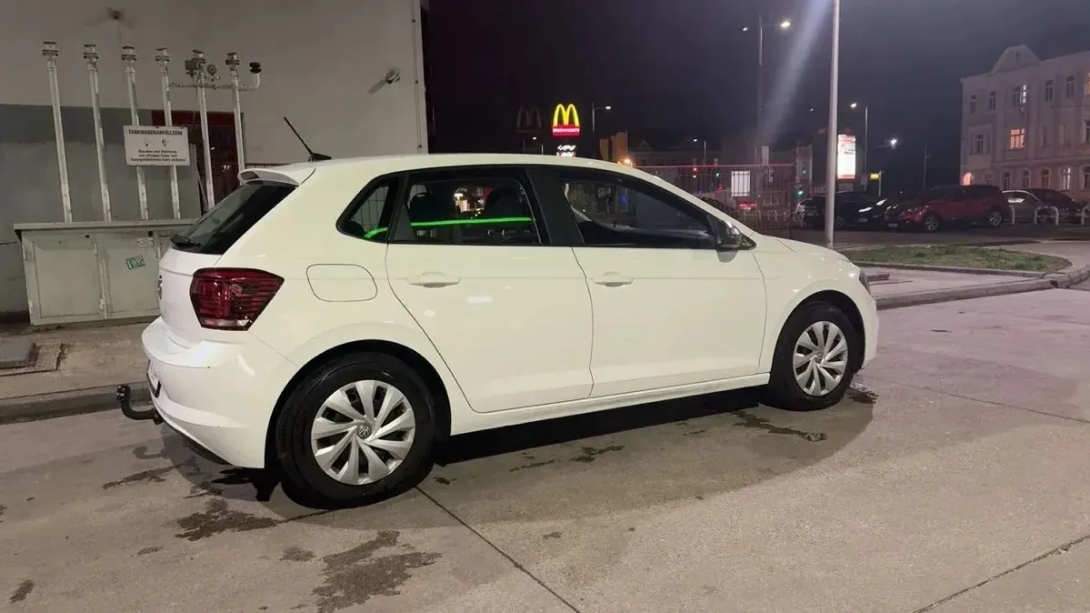 Volkswagen Polo 2018 photo 3