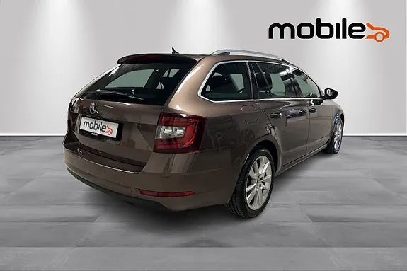 Skoda Octavia 2018 photo 3