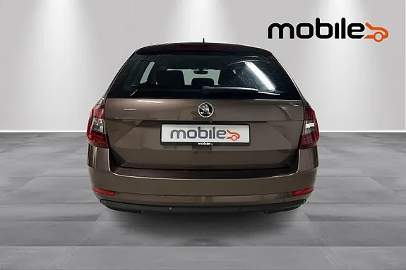 Skoda Octavia 2018 photo 4