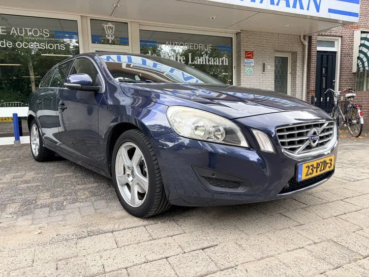 Volvo V60 2011 photo 3
