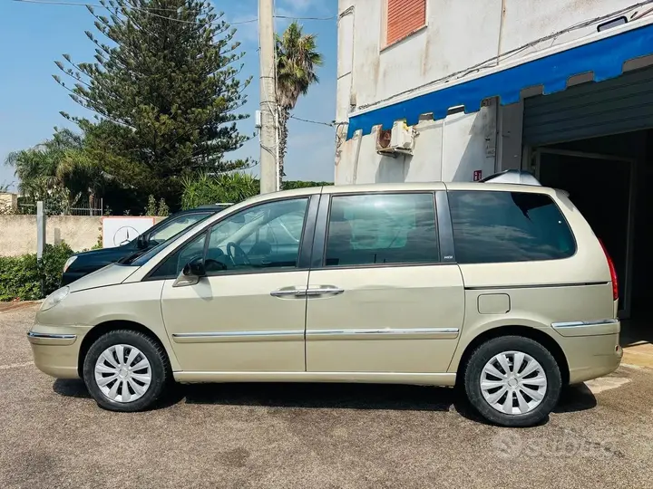 Peugeot 807 2013 photo 3