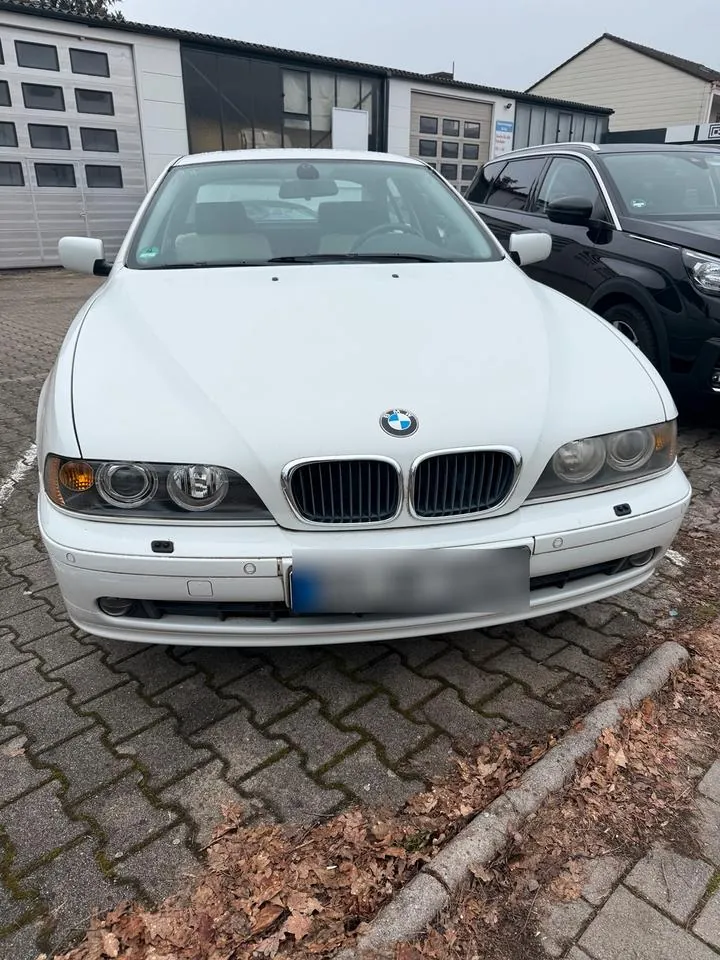 BMW 530I