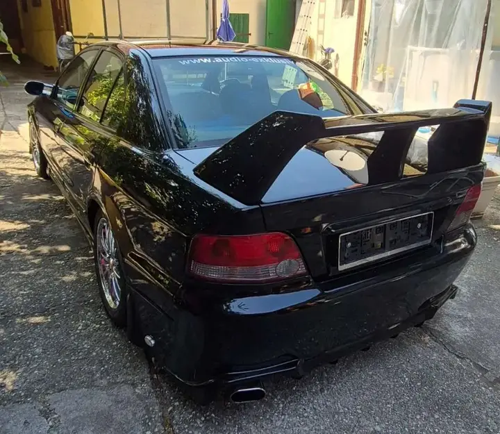 Mitsubishi Galant