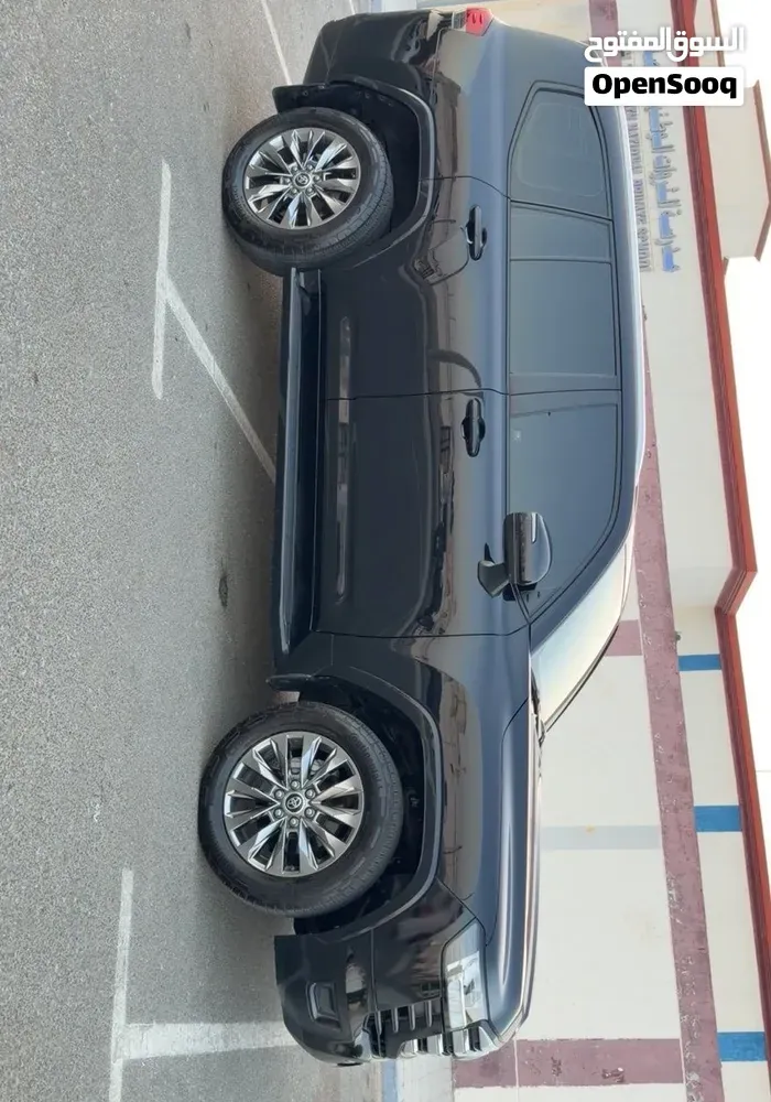 Toyota Land Cruiser Gxr 2022 photo 4