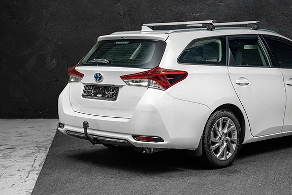 Toyota Auris 2016 photo 5