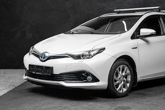 Toyota Auris 2016 photo 4