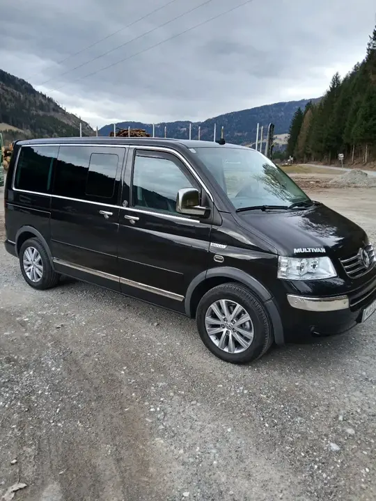 Volkswagen T5 2006 photo 2