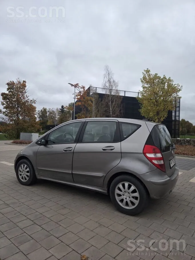 Mercedes-Benz A150 2005 photo 2