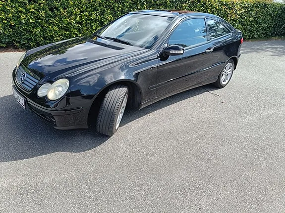 Mercedes-Benz C200