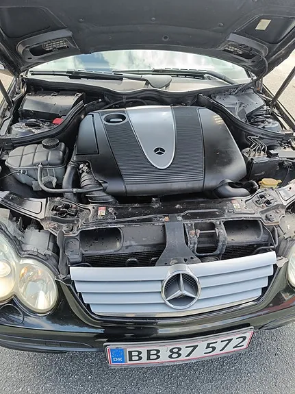 Mercedes-Benz C200 2003 photo 5