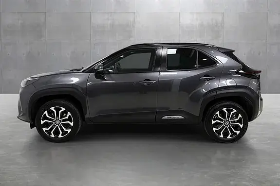 Toyota Yaris Cross 2023 photo 2