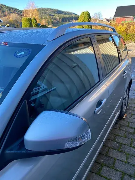 Volvo V50 2012 photo 2