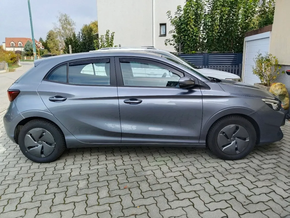 MG Mg3