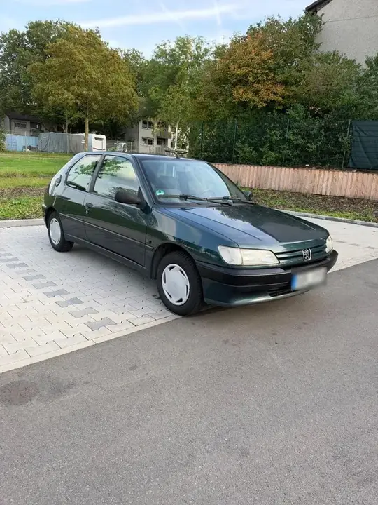 Peugeot 306