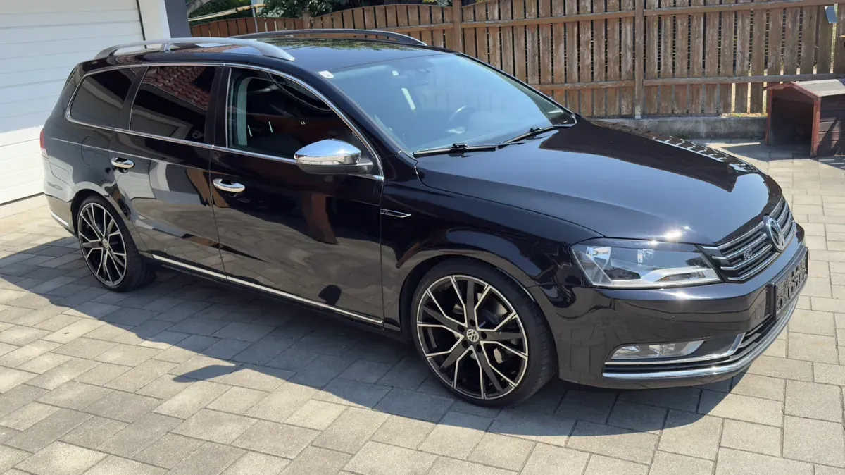 Volkswagen Passat 2012 photo 3