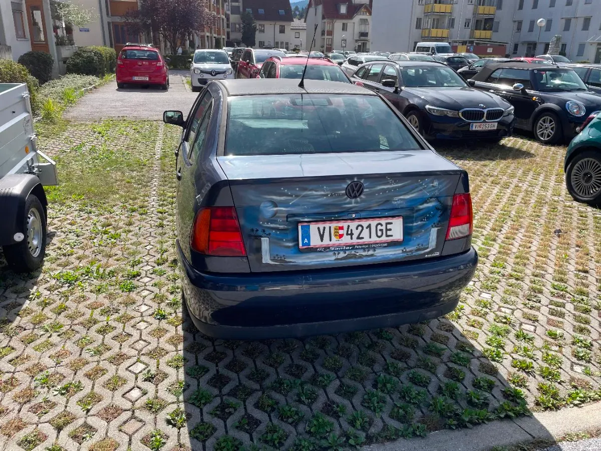 Volkswagen Polo 1997 photo 2