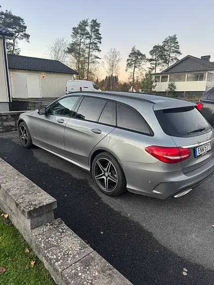 Mercedes-Benz C 220 2016 photo 2