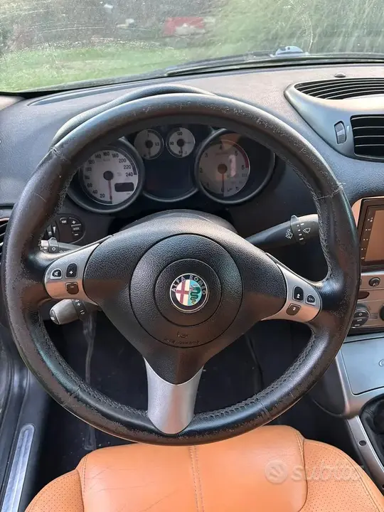 Alfa Romeo Gt 2006 photo 4