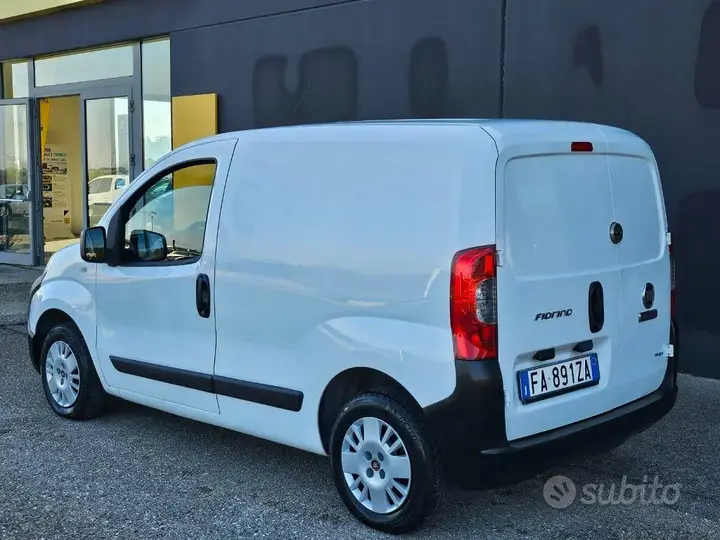Fiat Fiorino 2015 photo 3