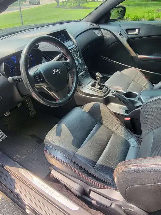 Hyundai Genesis Coupe 2016 photo 5