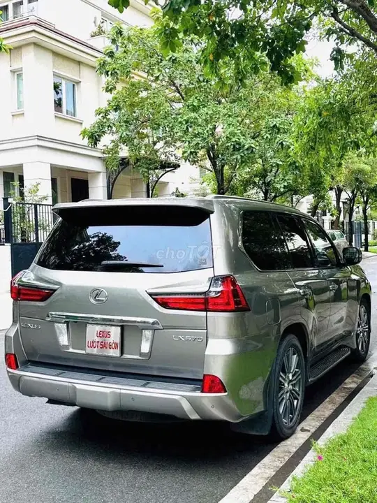 Lexus Lx 2016 photo 4