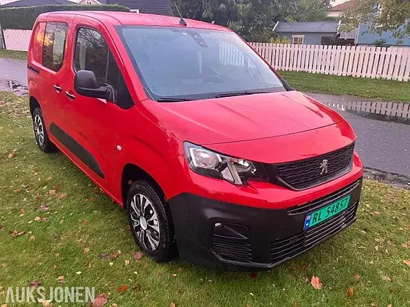 Peugeot Partner 2021 photo 2